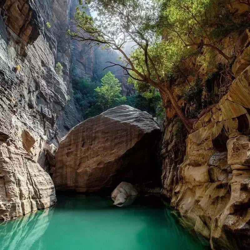 wadi lajab tour