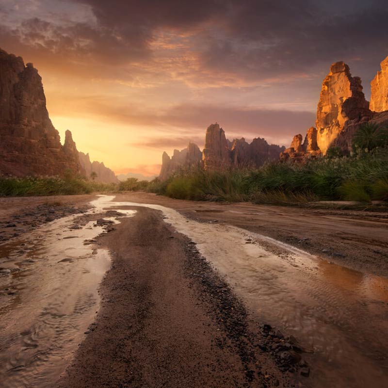 wadi al disah from tabuk-sm
