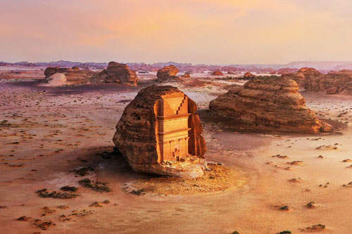 Tour to Hegra, Elephant Rock & Old Town thumb