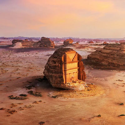 Tour to Hegra, Elephant Rock & Old Town