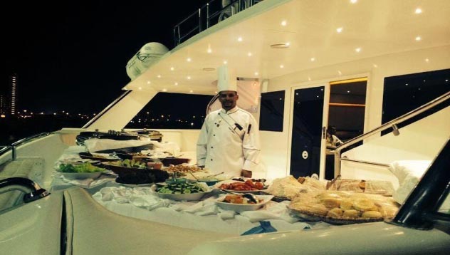 jeddah laxury yacht tour-sm