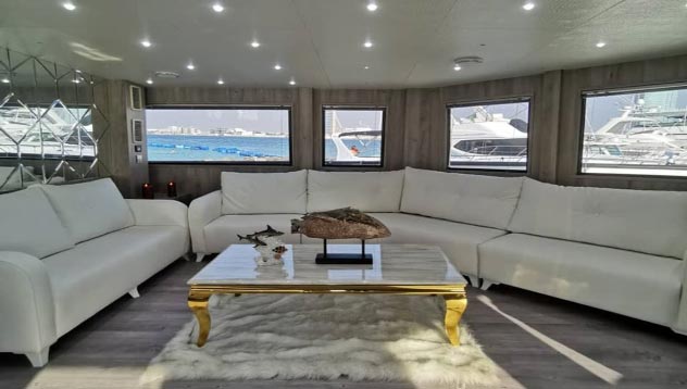 jeddah laxury yacht tour-sm