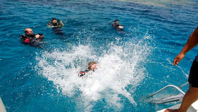 jeddah speed boat tour-sm